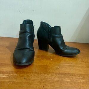 Style & Co., Black Leather Ankle Boots Size 9